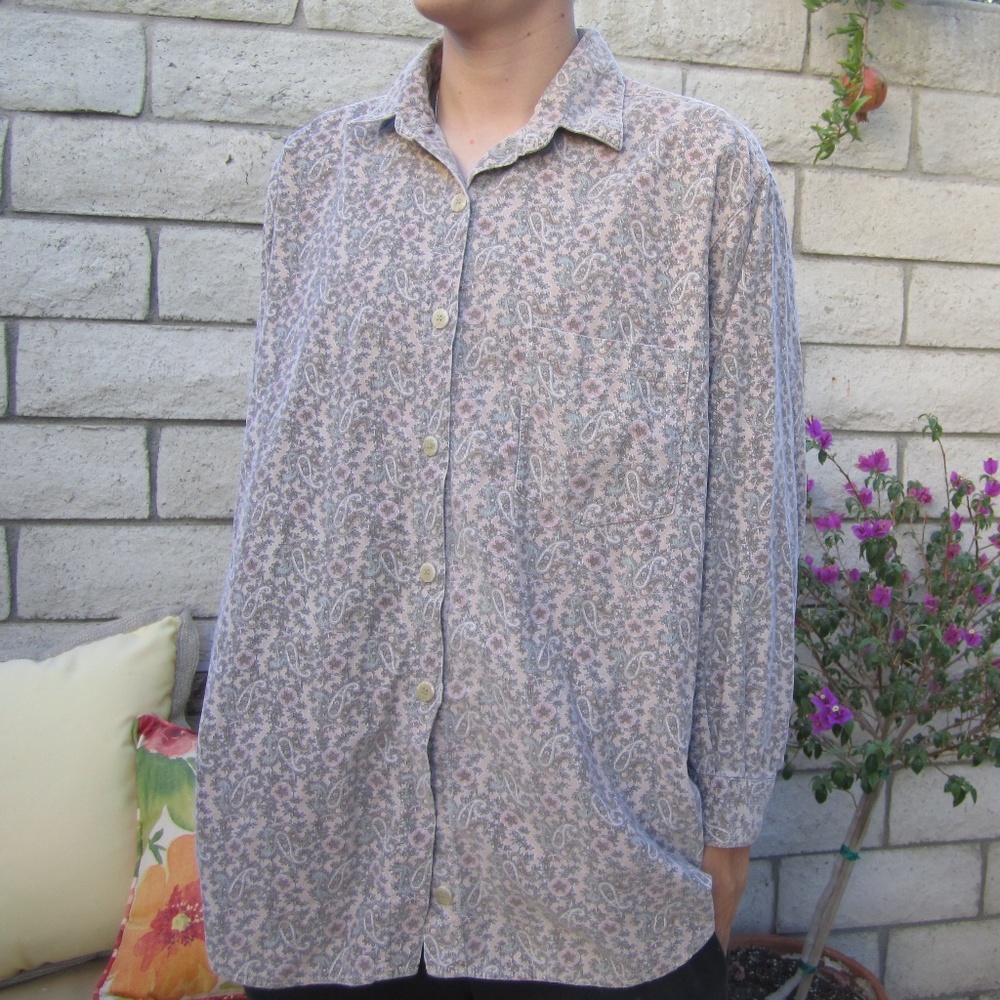 The limited Hippie collared button-up, size: M